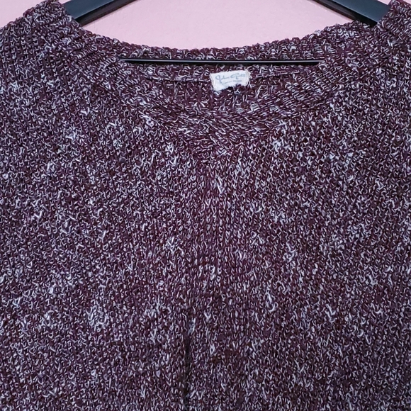 Brandy Melville John Galt Oversized Knit Sweater - Picture 3 of 15